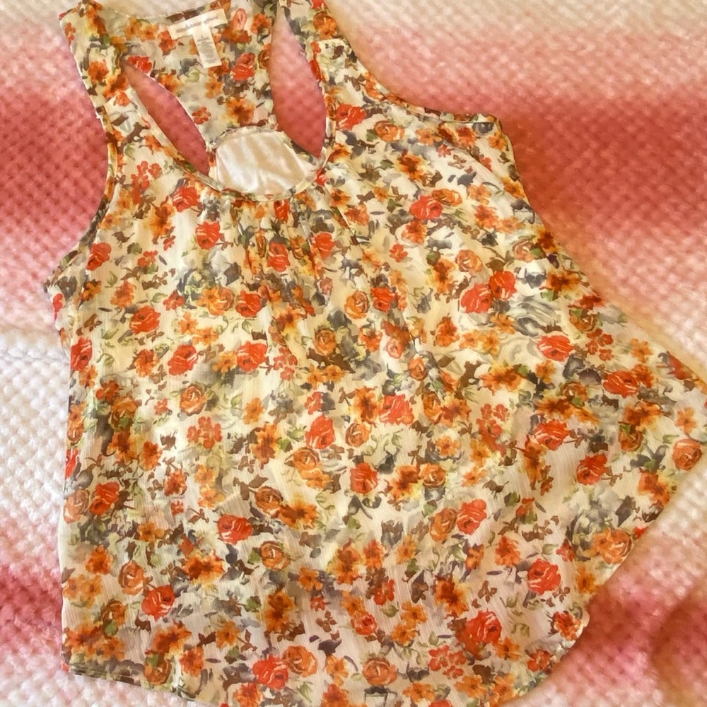 Floral top